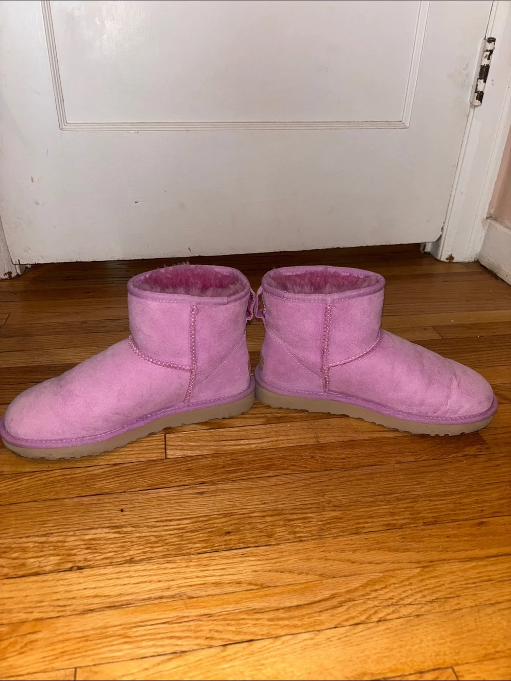 UGG Womens Classic Mini Boot in Light Pink sheepskin